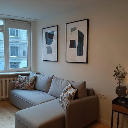 Apartment Centrally Located Cosy Studio *
