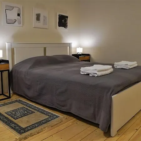 Centrally Located Cosy Studio *